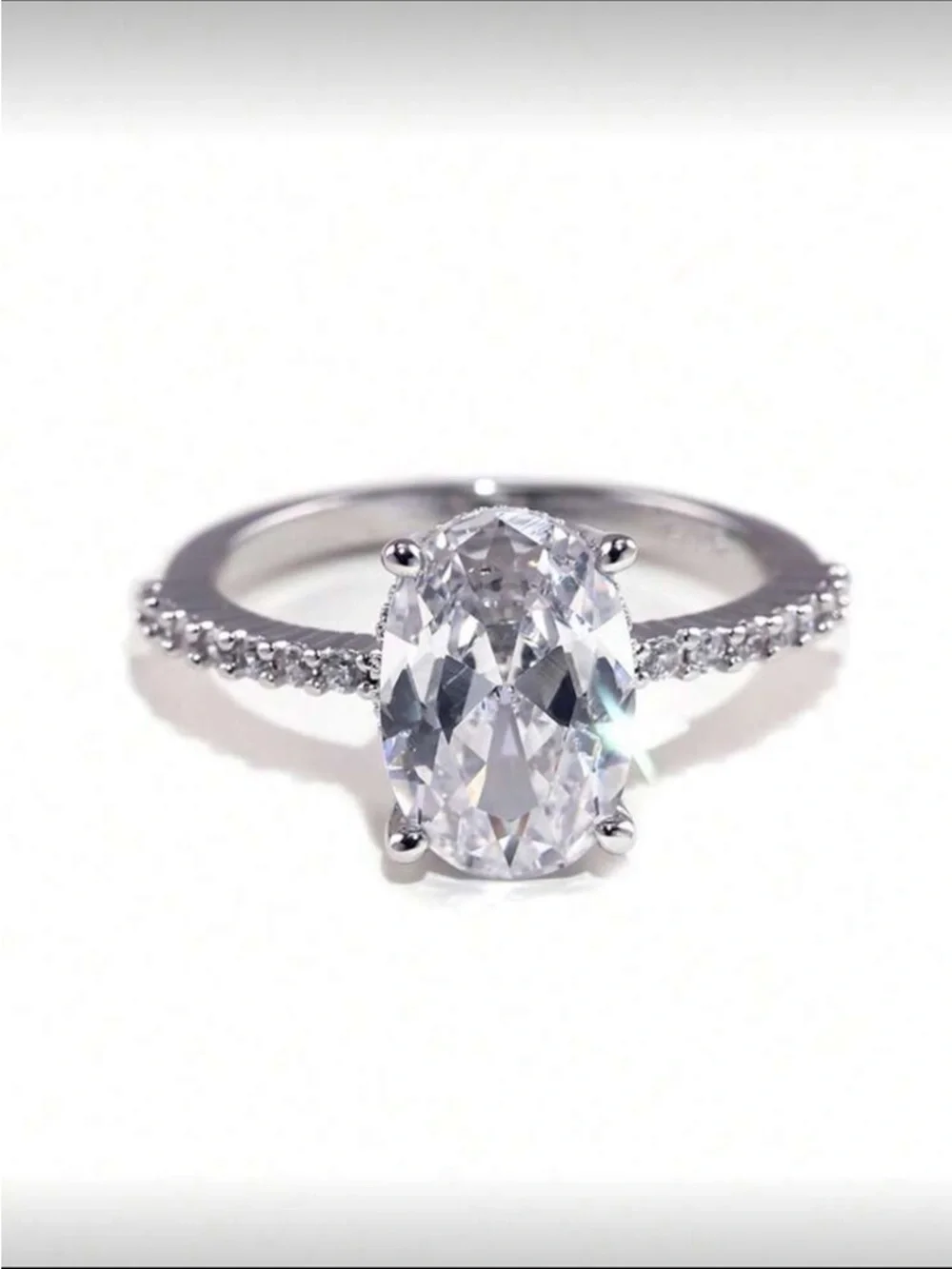 Silver ring - Picture 2 of 2